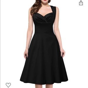 Black vintage-style dress